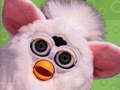 Spara il Furby per giocare online